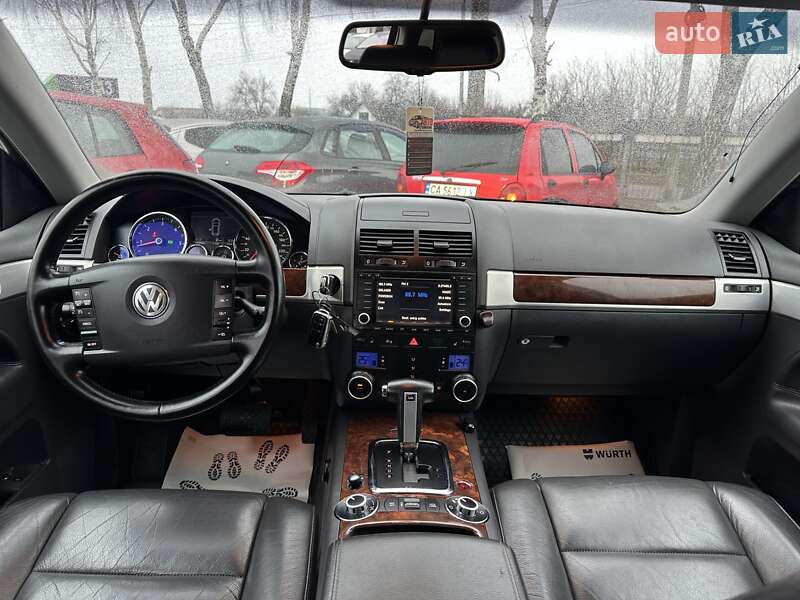 Позашляховик / Кросовер Volkswagen Touareg 2007 в Смілі