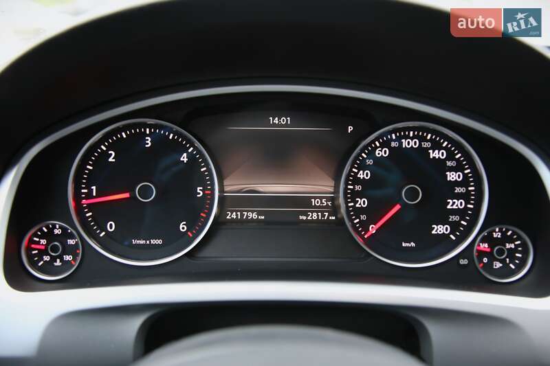 Позашляховик / Кросовер Volkswagen Touareg 2015 в Харкові фото 15 Позашляховик / Кросовер Volkswagen Touareg 2015 в Харкові