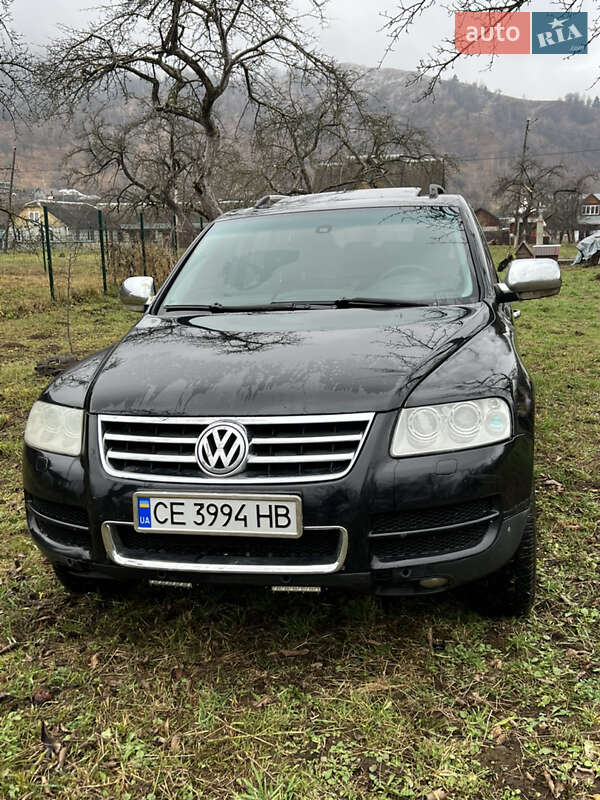 Внедорожник / Кроссовер Volkswagen Touareg 2003 в Косове