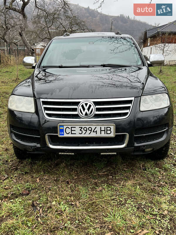 Внедорожник / Кроссовер Volkswagen Touareg 2003 в Косове