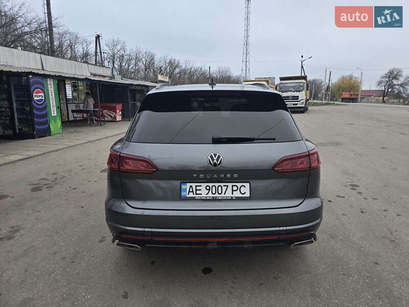 Позашляховик / Кросовер Volkswagen Touareg 2021 в Апостоловому