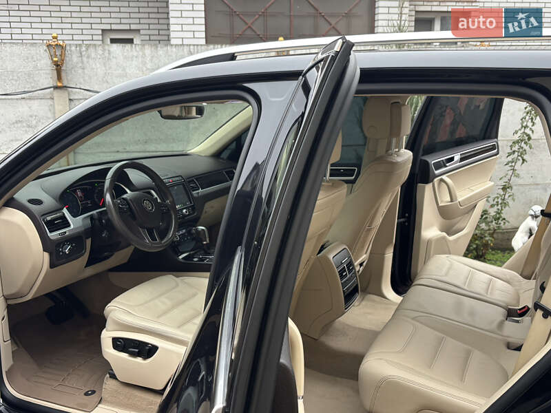 Внедорожник / Кроссовер Volkswagen Touareg 2017 в Днепре фото 67 Внедорожник / Кроссовер Volkswagen Touareg 2017 в Днепре