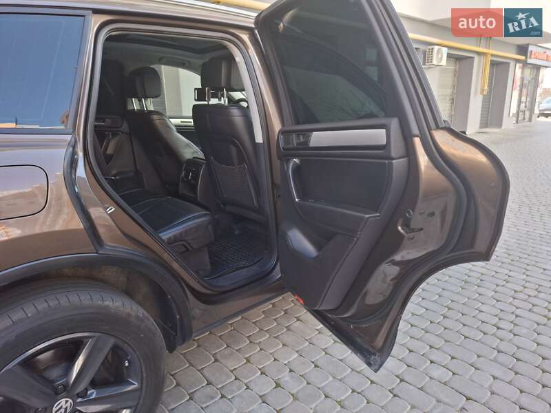 Позашляховик / Кросовер Volkswagen Touareg 2011 в Хмельницькому фото 51 Позашляховик / Кросовер Volkswagen Touareg 2011 в Хмельницькому