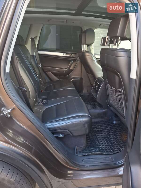Позашляховик / Кросовер Volkswagen Touareg 2011 в Хмельницькому фото 53 Позашляховик / Кросовер Volkswagen Touareg 2011 в Хмельницькому