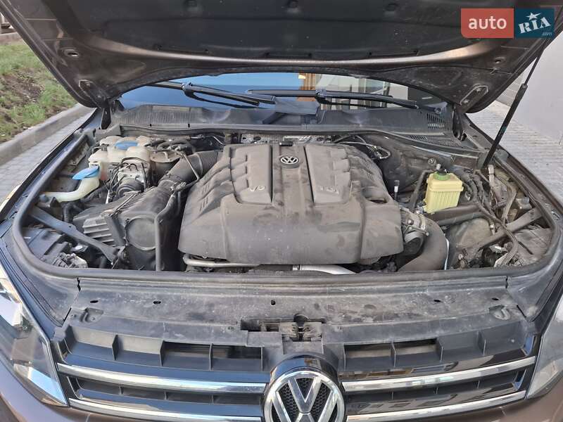 Позашляховик / Кросовер Volkswagen Touareg 2011 в Хмельницькому фото 70 Позашляховик / Кросовер Volkswagen Touareg 2011 в Хмельницькому