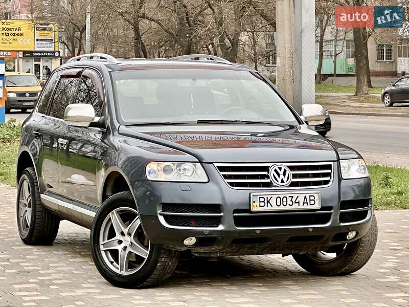 Внедорожник / Кроссовер Volkswagen Touareg 2006 в Одессе