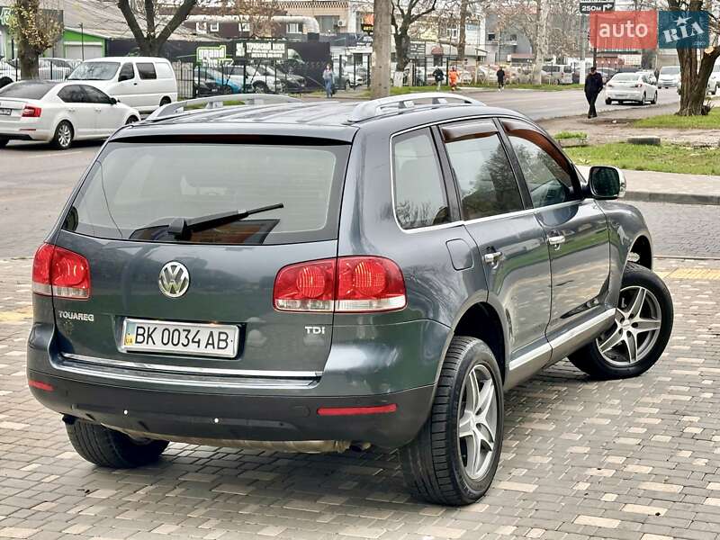 Внедорожник / Кроссовер Volkswagen Touareg 2006 в Одессе