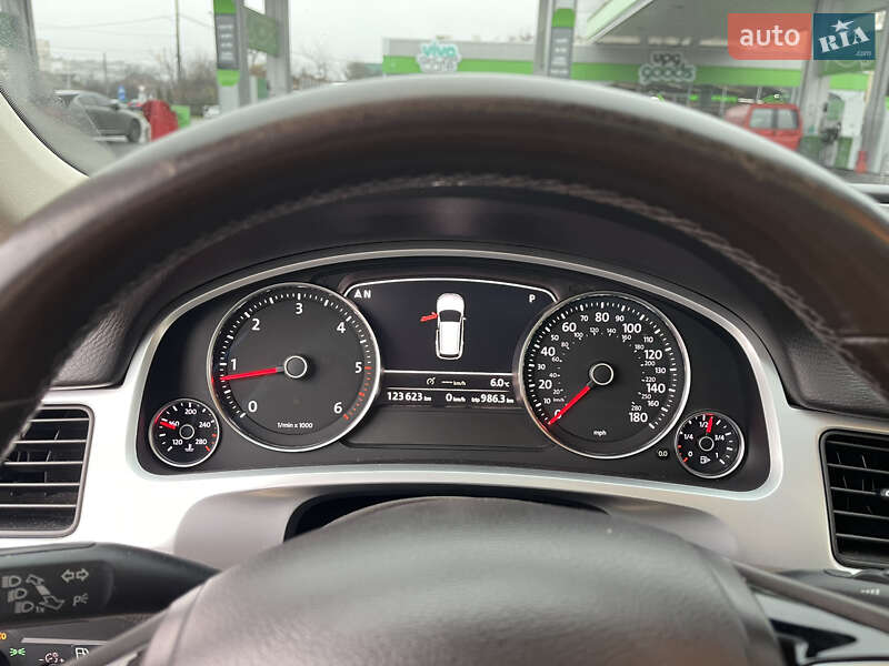 Внедорожник / Кроссовер Volkswagen Touareg 2012 в Виннице фото 32 Внедорожник / Кроссовер Volkswagen Touareg 2012 в Виннице