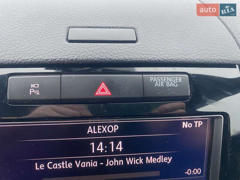 Позашляховик / Кросовер Volkswagen Touareg 2013 в Каневі фото 58 Позашляховик / Кросовер Volkswagen Touareg 2013 в Каневі