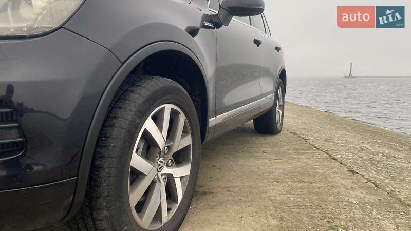 Позашляховик / Кросовер Volkswagen Touareg 2013 в Каневі фото 63 Позашляховик / Кросовер Volkswagen Touareg 2013 в Каневі