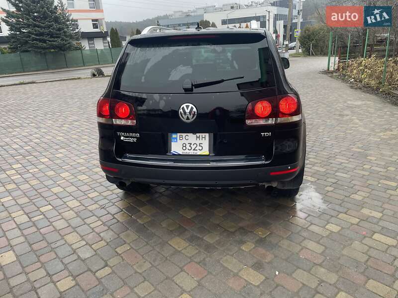 Позашляховик / Кросовер Volkswagen Touareg 2009 в Бартатові