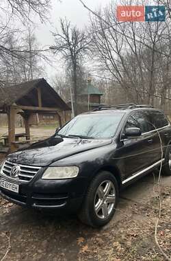 Позашляховик / Кросовер Volkswagen Touareg 2006 в Києві