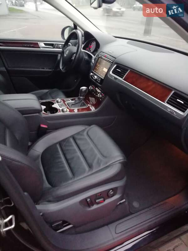 Внедорожник / Кроссовер Volkswagen Touareg 2016 в Киеве фото 2 Внедорожник / Кроссовер Volkswagen Touareg 2016 в Киеве
