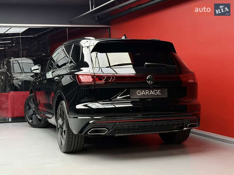 Позашляховик / Кросовер Volkswagen Touareg 2025 в Києві