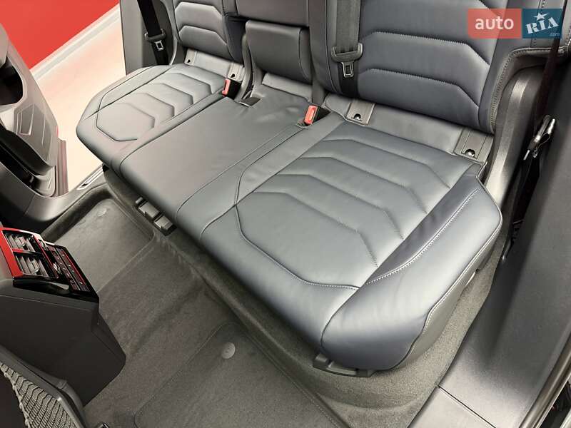 Позашляховик / Кросовер Volkswagen Touareg 2025 в Києві