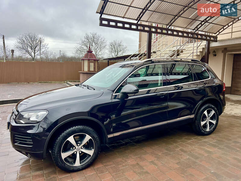 Позашляховик / Кросовер Volkswagen Touareg 2010 в Чернівцях фото 9 Позашляховик / Кросовер Volkswagen Touareg 2010 в Чернівцях
