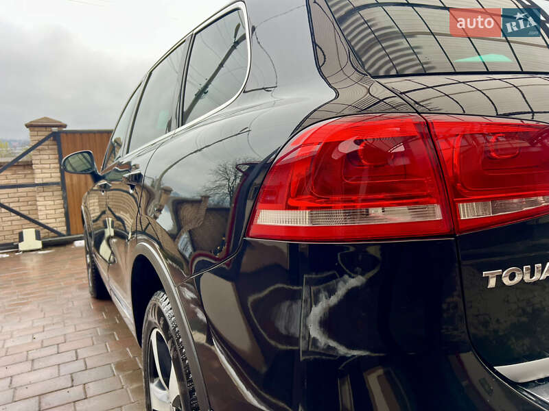 Позашляховик / Кросовер Volkswagen Touareg 2010 в Чернівцях фото 16 Позашляховик / Кросовер Volkswagen Touareg 2010 в Чернівцях