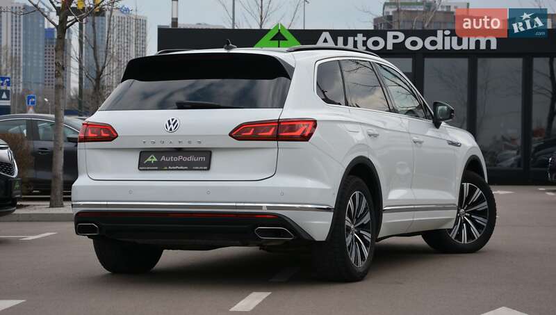 Позашляховик / Кросовер Volkswagen Touareg 2019 в Києві фото 11 Позашляховик / Кросовер Volkswagen Touareg 2019 в Києві
