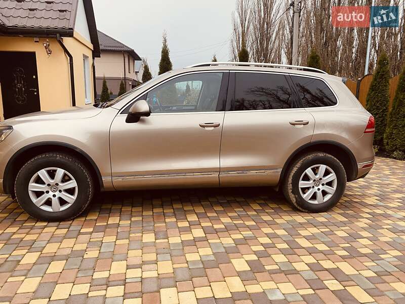 Позашляховик / Кросовер Volkswagen Touareg 2016 в Києві фото 4 Позашляховик / Кросовер Volkswagen Touareg 2016 в Києві