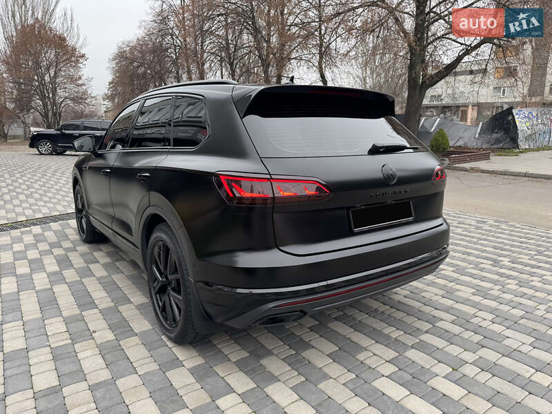 Внедорожник / Кроссовер Volkswagen Touareg 2021 в Запорожье