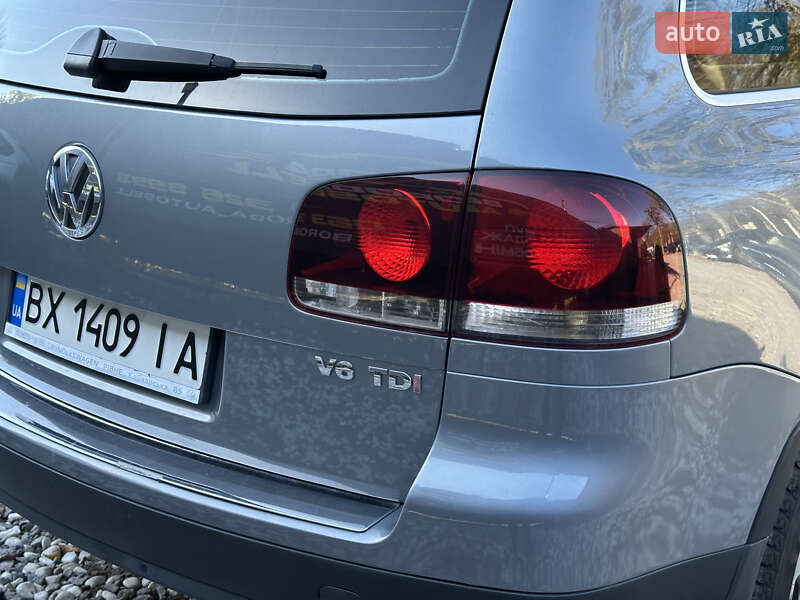 Позашляховик / Кросовер Volkswagen Touareg 2008 в Вінниці