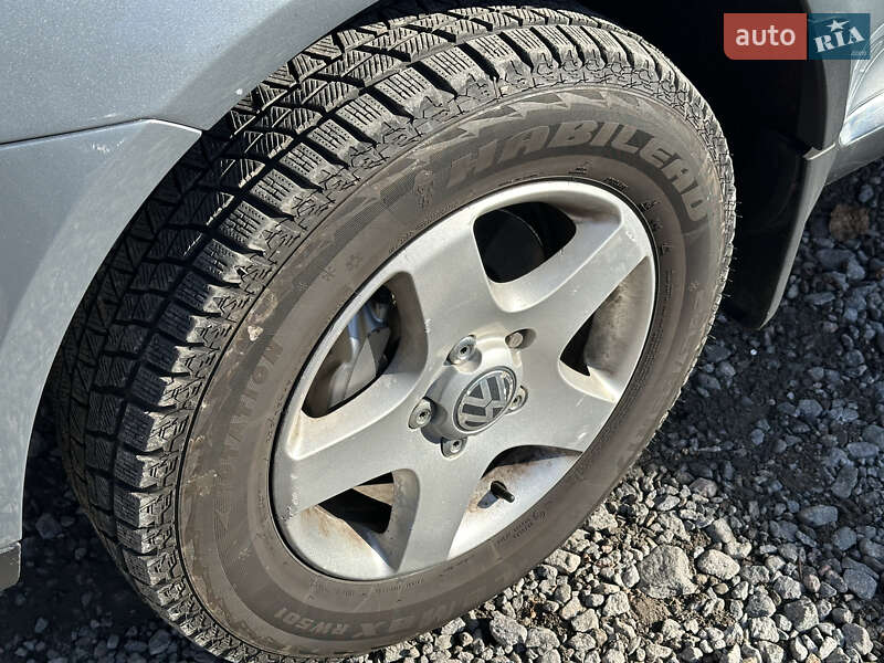 Позашляховик / Кросовер Volkswagen Touareg 2008 в Вінниці