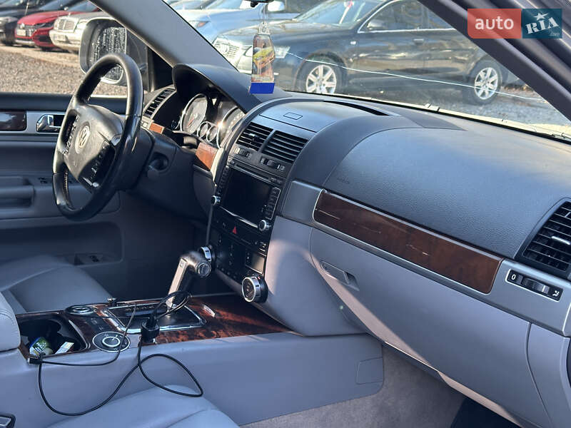 Позашляховик / Кросовер Volkswagen Touareg 2008 в Вінниці