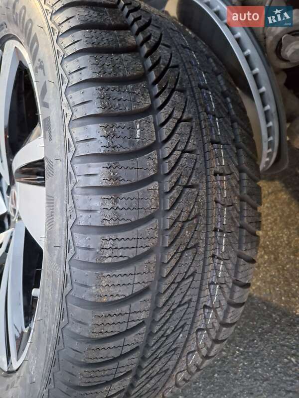 Внедорожник / Кроссовер Volkswagen Touareg 2020 в Киеве фото 5 Внедорожник / Кроссовер Volkswagen Touareg 2020 в Киеве