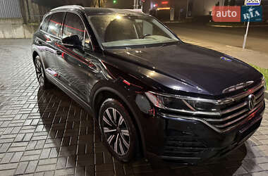 Внедорожник / Кроссовер Volkswagen Touareg 2021 в Хмельницком