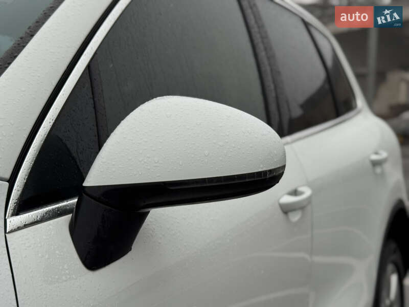 Внедорожник / Кроссовер Volkswagen Touareg 2014 в Киеве фото 20 Внедорожник / Кроссовер Volkswagen Touareg 2014 в Киеве