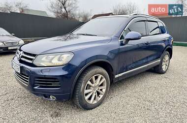 Позашляховик / Кросовер Volkswagen Touareg 2010 в Сумах