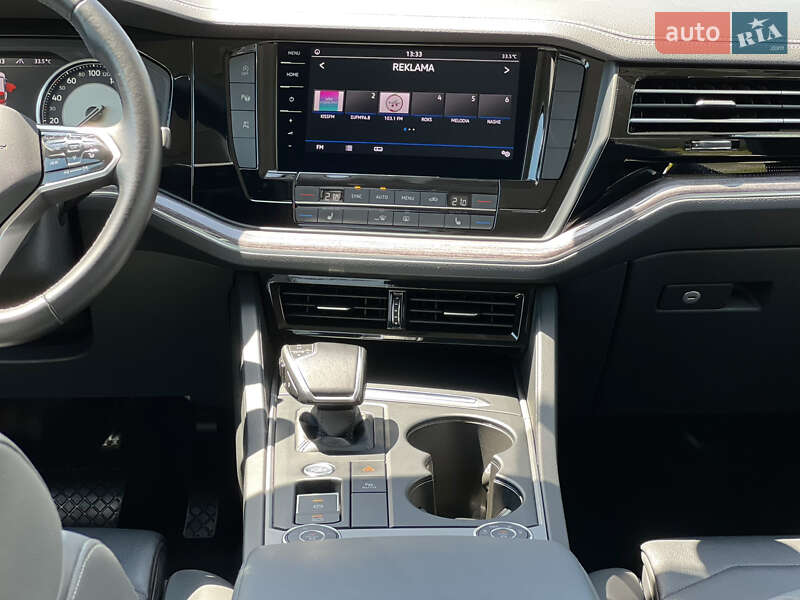 Внедорожник / Кроссовер Volkswagen Touareg 2021 в Ужгороде