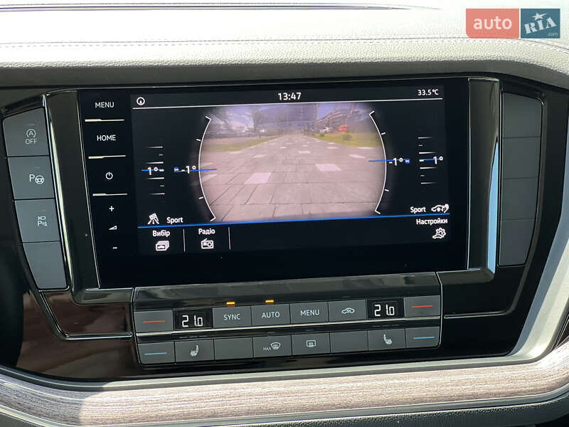 Внедорожник / Кроссовер Volkswagen Touareg 2021 в Ужгороде