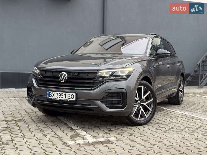 Внедорожник / Кроссовер Volkswagen Touareg 2021 в Хмельницком