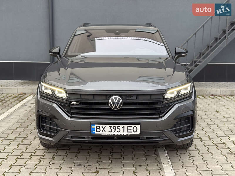 Внедорожник / Кроссовер Volkswagen Touareg 2021 в Хмельницком