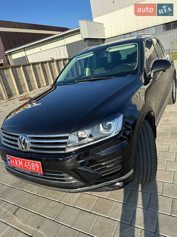 Позашляховик / Кросовер Volkswagen Touareg 2015 в Черкасах фото 5 Позашляховик / Кросовер Volkswagen Touareg 2015 в Черкасах
