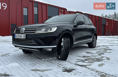 Внедорожник / Кроссовер Volkswagen Touareg 2017 в Киеве