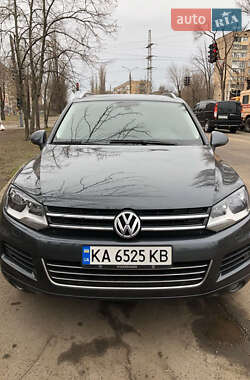 Позашляховик / Кросовер Volkswagen Touareg 2013 в Кривому Розі