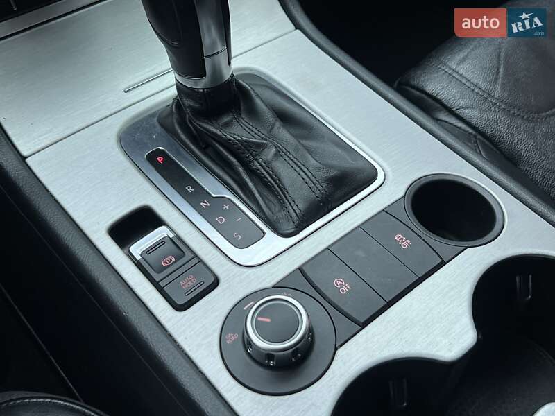 Внедорожник / Кроссовер Volkswagen Touareg 2010 в Ровно фото 34 Внедорожник / Кроссовер Volkswagen Touareg 2010 в Ровно