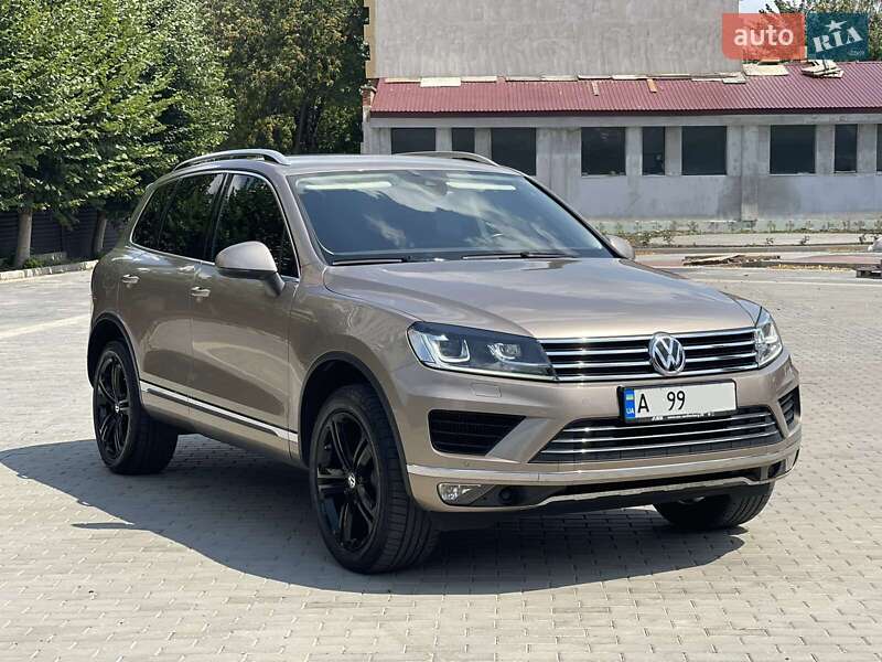 Позашляховик / Кросовер Volkswagen Touareg 2016 в Києві фото 7 Позашляховик / Кросовер Volkswagen Touareg 2016 в Києві