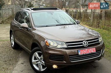 Позашляховик / Кросовер Volkswagen Touareg 2012 в Трускавці