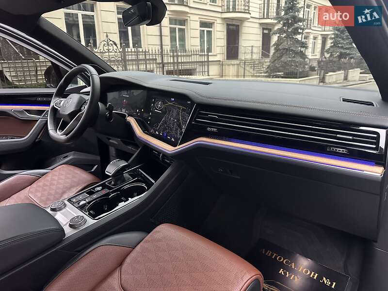 Внедорожник / Кроссовер Volkswagen Touareg 2021 в Киеве фото 39 Внедорожник / Кроссовер Volkswagen Touareg 2021 в Киеве
