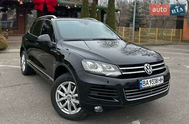 Внедорожник / Кроссовер Volkswagen Touareg 2014 в Александрие