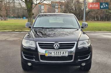 Внедорожник / Кроссовер Volkswagen Touareg 2008 в Ровно