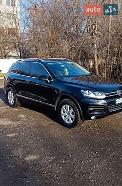 Позашляховик / Кросовер Volkswagen Touareg 2012 в Мукачевому