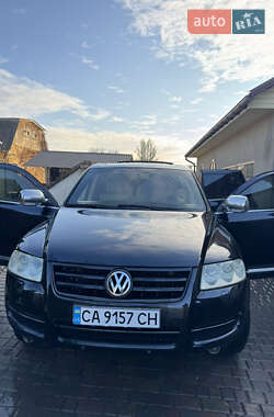 Внедорожник / Кроссовер Volkswagen Touareg 2005 в Монастырище