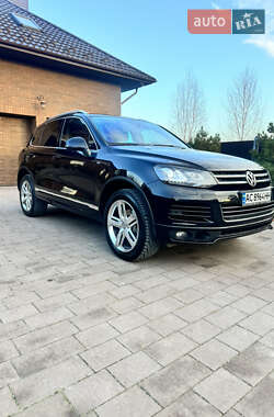 Позашляховик / Кросовер Volkswagen Touareg 2014 в Луцьку