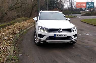 Внедорожник / Кроссовер Volkswagen Touareg 2014 в Кривом Роге