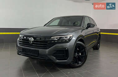 Внедорожник / Кроссовер Volkswagen Touareg 2022 в Казатине