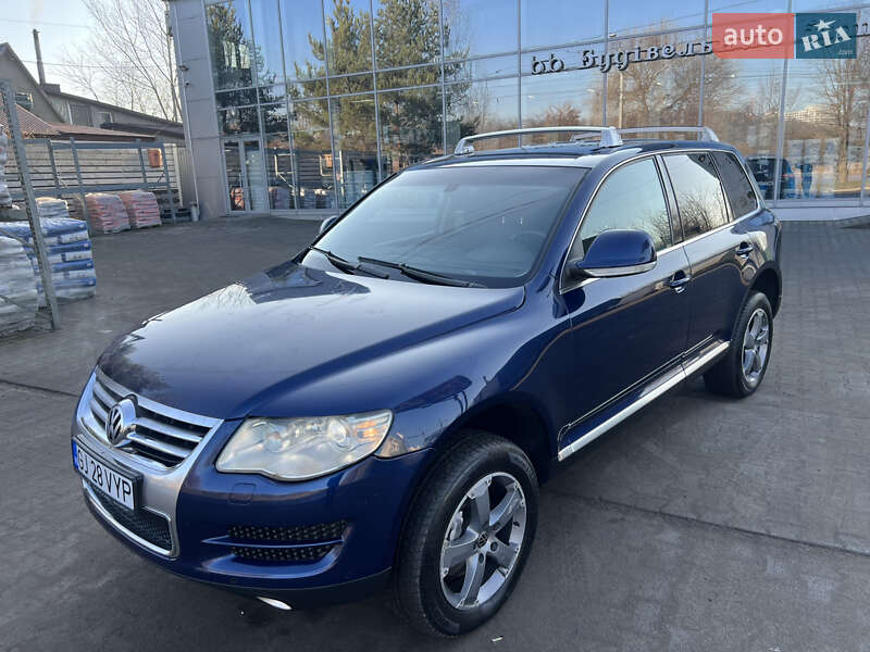 Внедорожник / Кроссовер Volkswagen Touareg 2008 в Черновцах